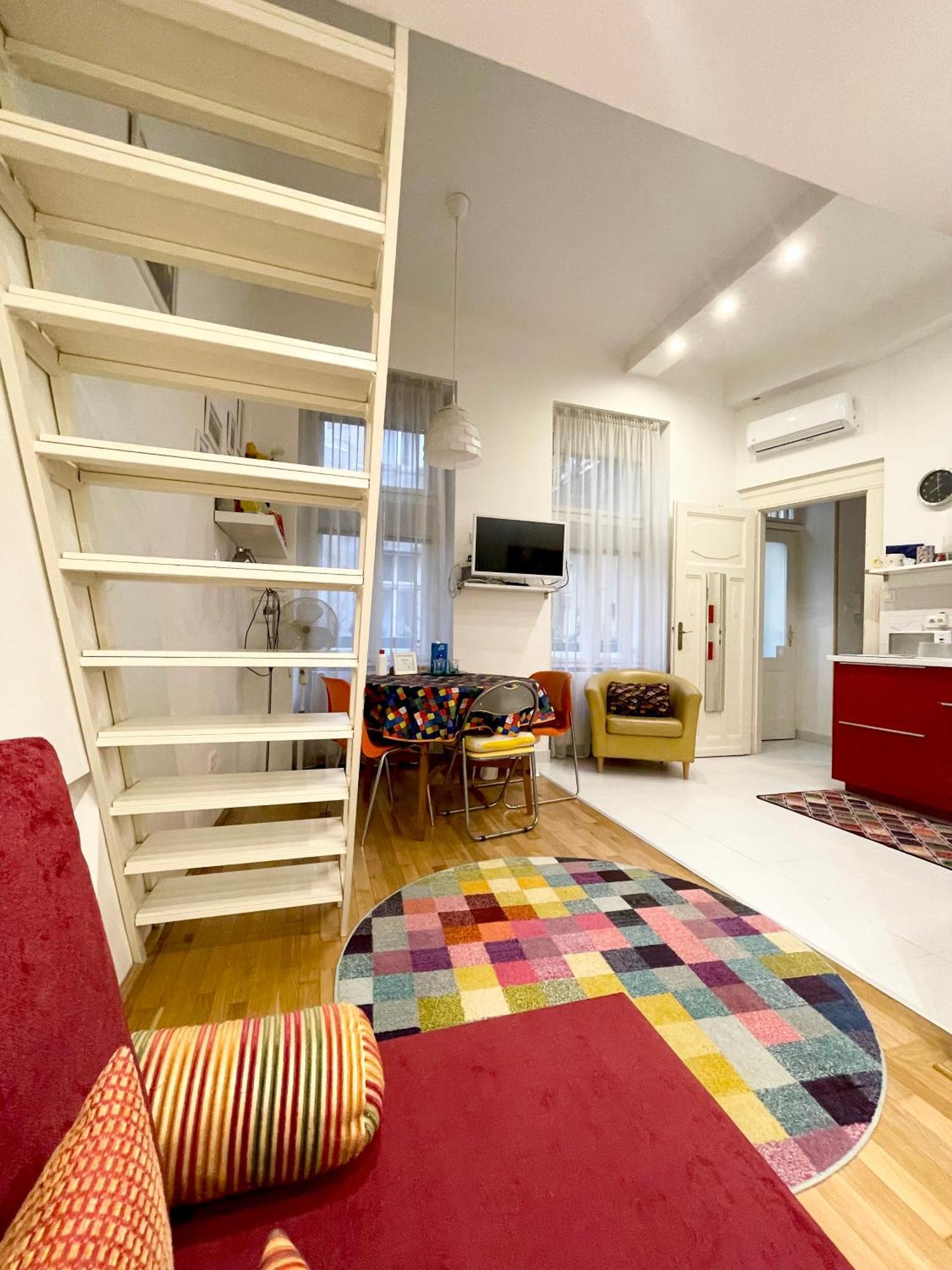 Rainbow Pearl Apartment At St Stephen' S Basilica Budapest Kültér fotó