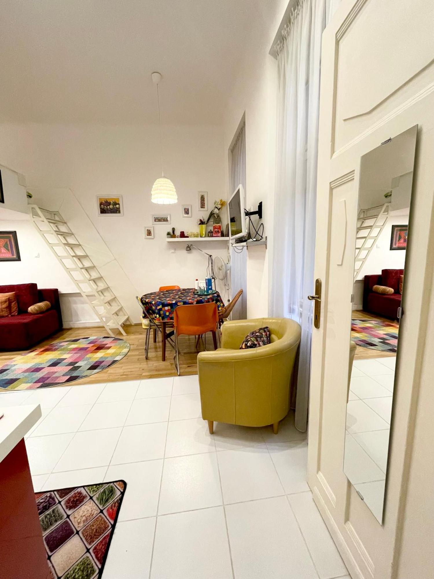 Rainbow Pearl Apartment At St Stephen' S Basilica Budapest Kültér fotó